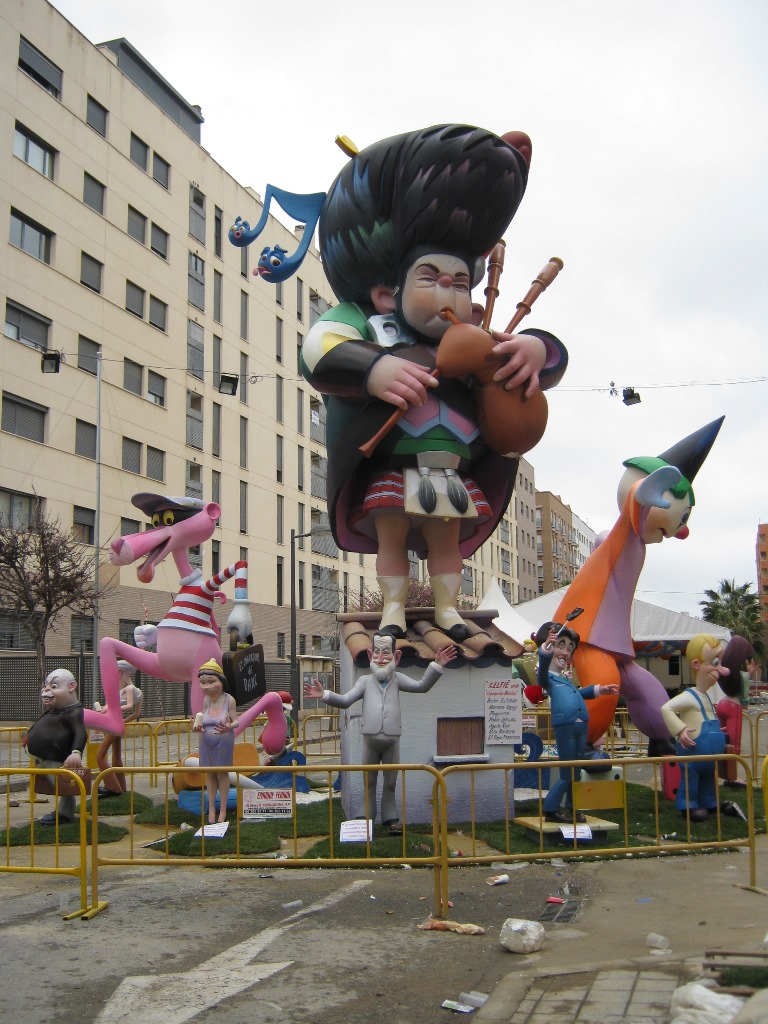 Totfalles: Av. Ecuador-Alcalde Gurrea